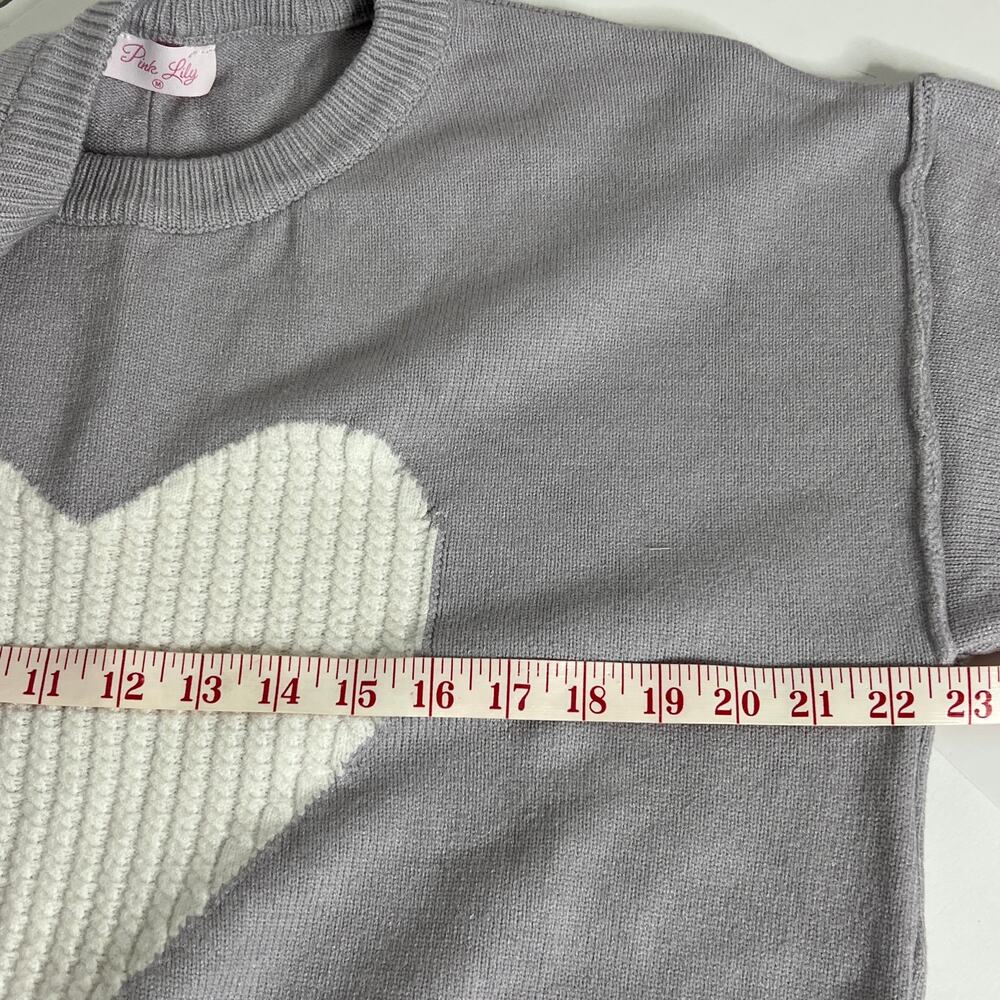 Pink Lily Gray Heart Sweater Oversized Cozy Knit Pullover Size Medium - Picture 7 of 11